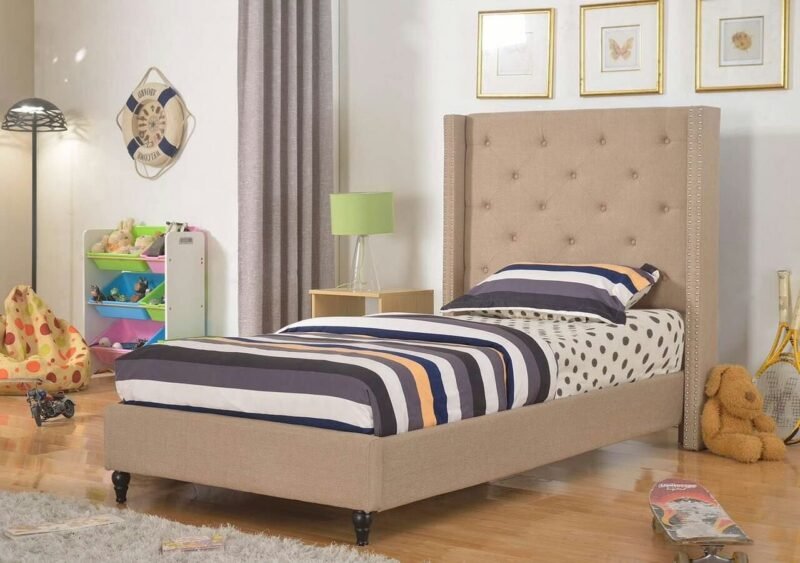 Dolante Queen Upholstered Bed - Image 3